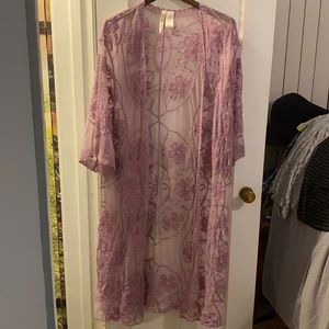 Light purple lace duster 💜